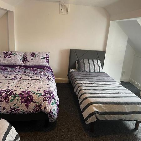One Room To Stay With Fantastic Host London Luaran gambar