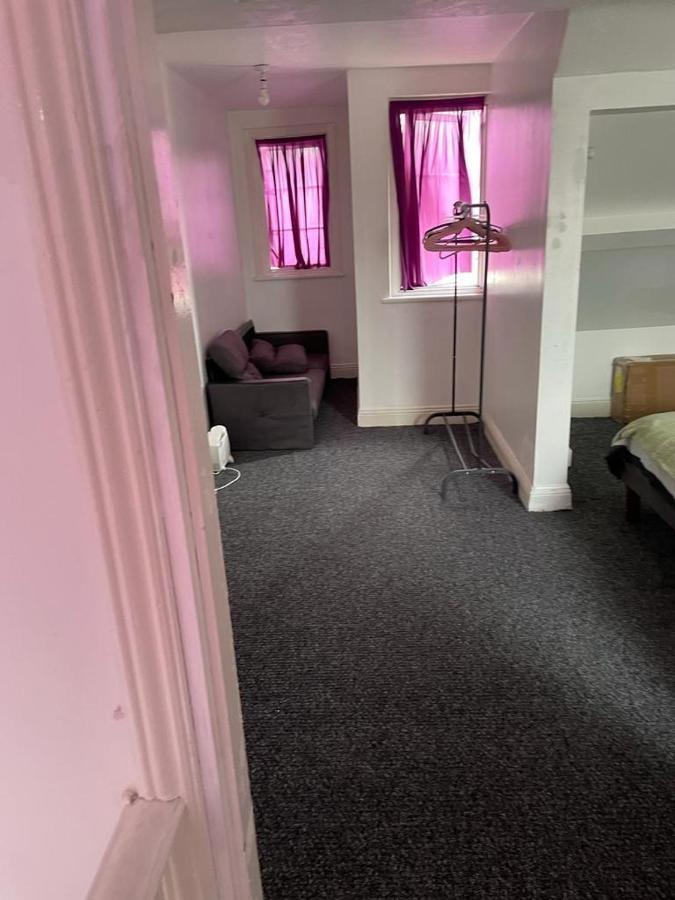 One Room To Stay With Fantastic Host London Luaran gambar