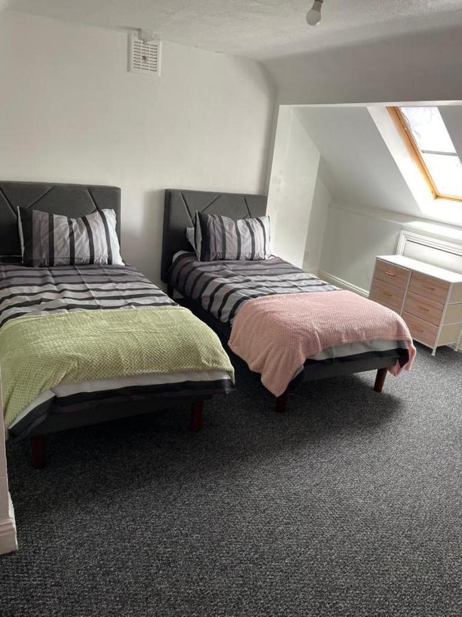 One Room To Stay With Fantastic Host London Luaran gambar